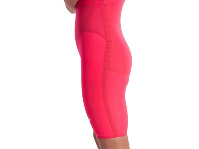 Speedo Fastskin LZR Pure Valor Wettkampfanzug Closedback Kneeskin - 30 (D34) Psycho Red/black 7 Speedo Fastskin LZR Pure Valor Wettkampfanzug Closedback Kneeskin - 30 (D34) Psycho Red/black – Bild 5